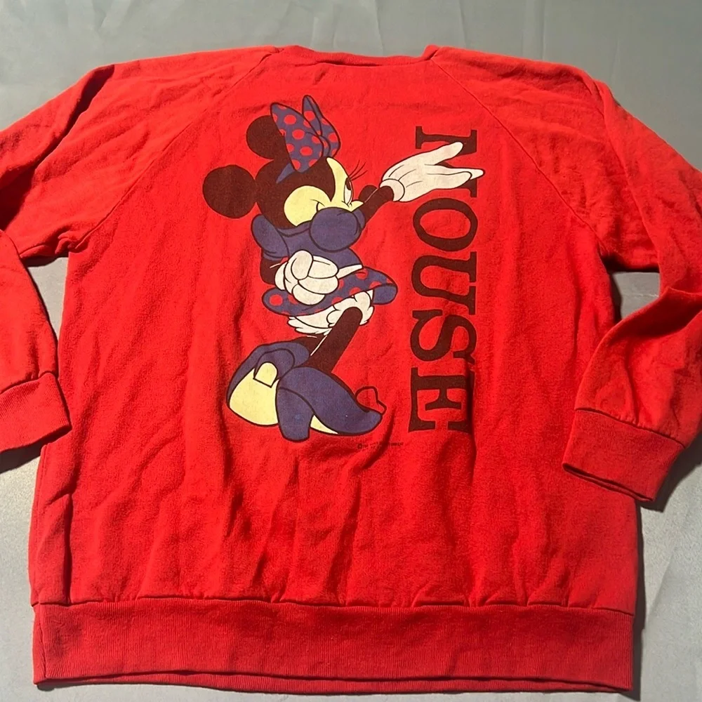 Vintage Minnie Mouse sweatshirt - Picture 2 of 8